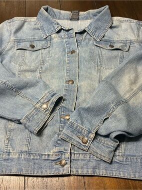 Faded Glory Womens Denim Jacket XXL 20 Light Wash Jean Trucker Button Front Y2K